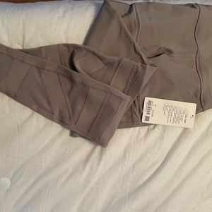 Lululemon Leggings Wunder under tight 28”